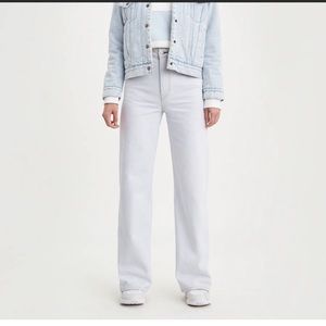 Levi’s Ribcage Wide Leg Light Whitewash Denim Jeans Size 26